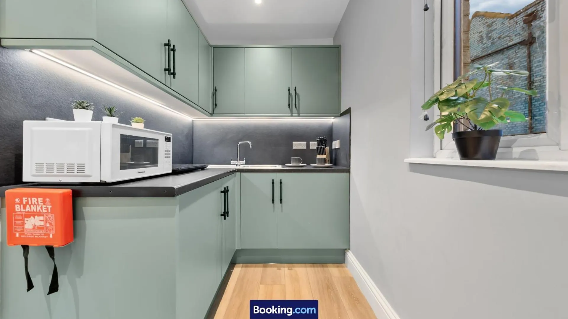 Modern, Central & Comfy Apt By Stay Smart Short Lets & Serviced Accommodation Deptford With Free Wifi Londen 0*,