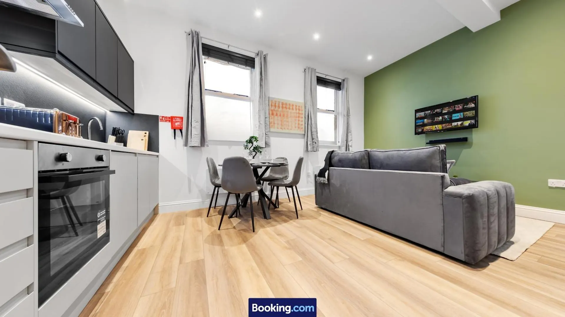Modern, Central & Comfy Apt By Stay Smart Short Lets & Serviced Accommodation Deptford With Free Wifi Londen Appartement
