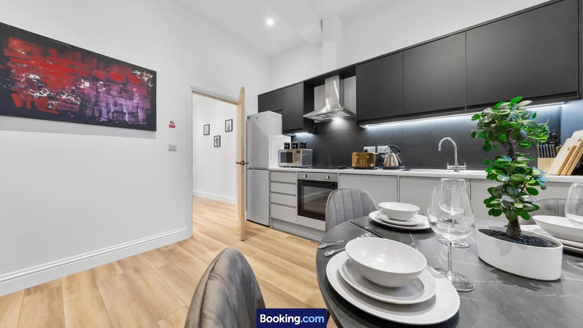 Modern, Central & Comfy Apt By Stay Smart Short Lets & Serviced Accommodation Deptford With Free Wifi Londen
