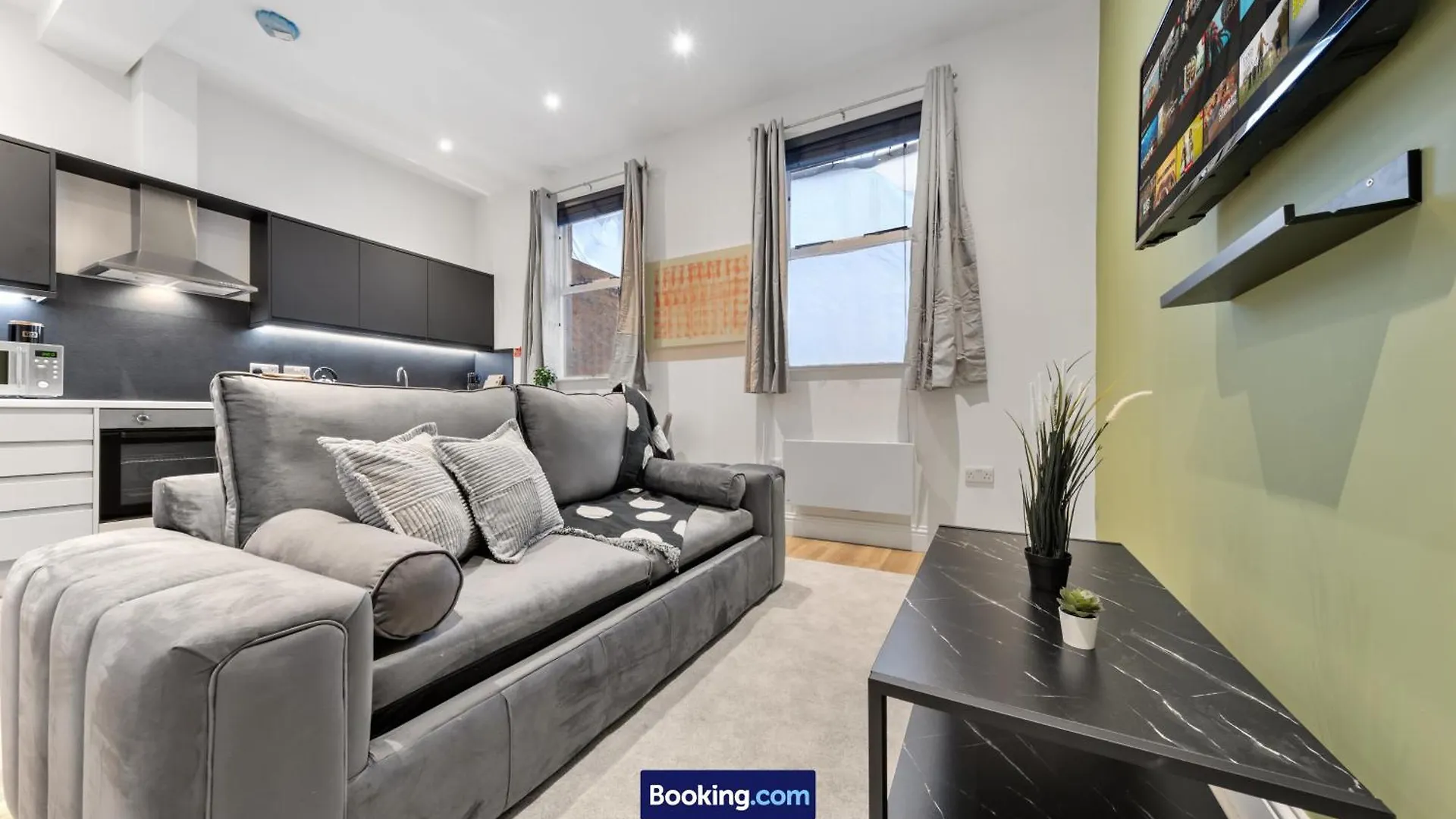 Modern, Central & Comfy Apt By Stay Smart Short Lets & Serviced Accommodation Deptford With Free Wifi Londen